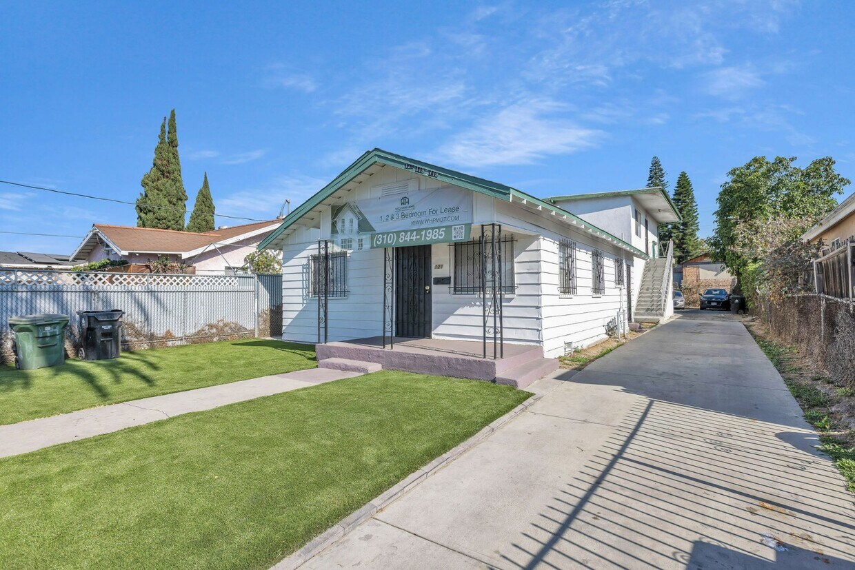 MODERN 2BED/1BATH APARTMENT WITH WASHER/DR... - MODERN 2BED/2BATH APARTMENT WITH WASHER/DR...