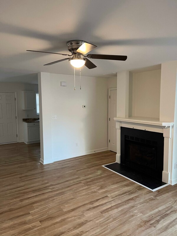 Building Photo - 1614 Briarmont Ct