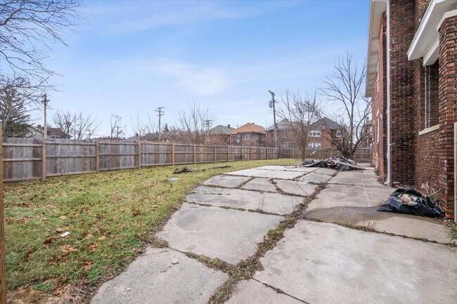 Building Photo - 3794 Blaine St