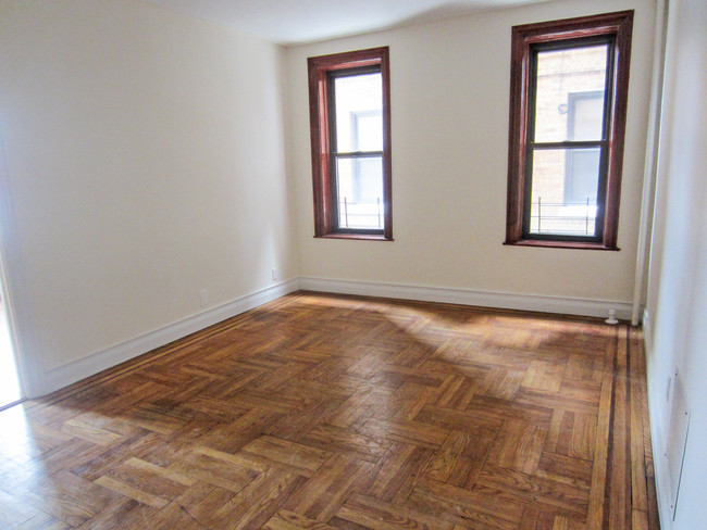 Building Photo - 2113 Avenue V