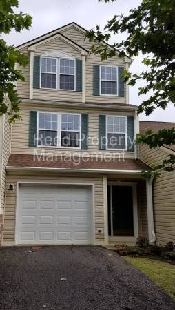 Building Photo - 375 Huff Heritage Ln