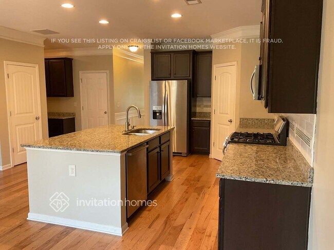 Foto del edificio - 138 Cherokee Reserve Cir