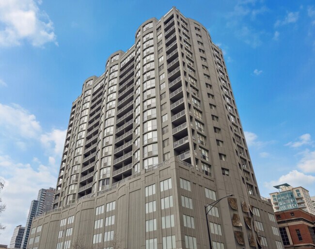 Foto del edificio - 600 N Dearborn St