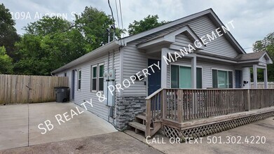 Building Photo - 109 Alcorn St