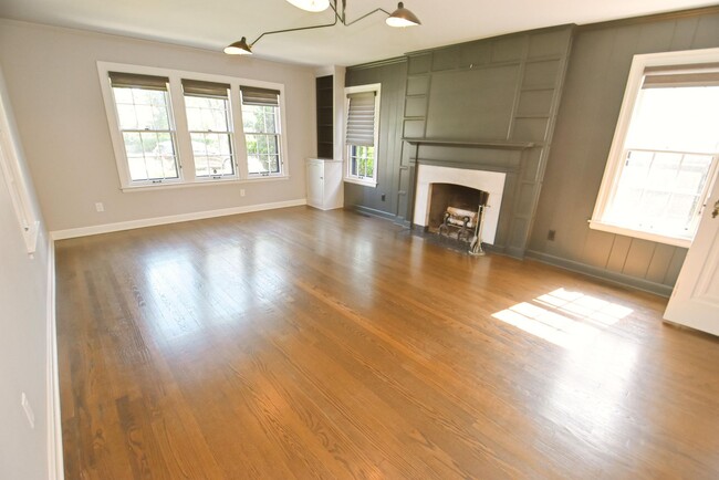 Building Photo - Notre Dame Alumni Owned Home For Lease