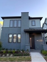 Building Photo - 3223 Full Bellied Ln