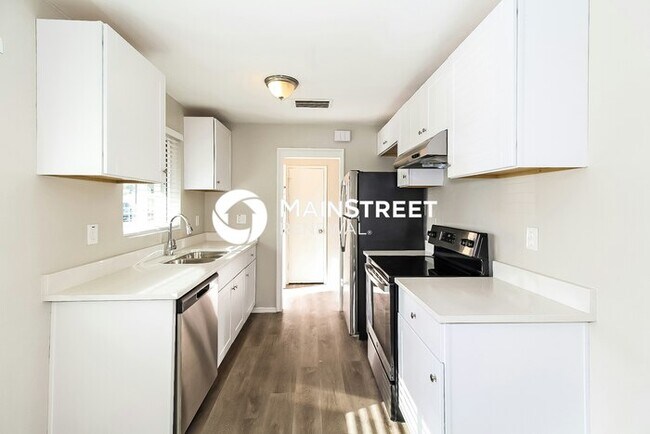 Foto del edificio - 3 Bedroom Pet-Friendly Home in Phoenix, AZ...