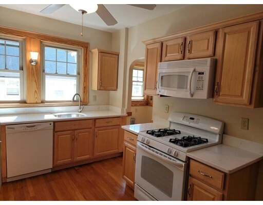 Foto del edificio - 131-133 Fairview Ave