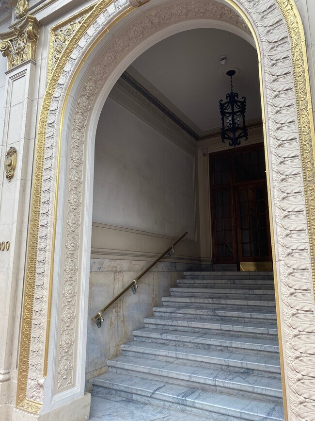 Foto del edificio - 800 Bush St