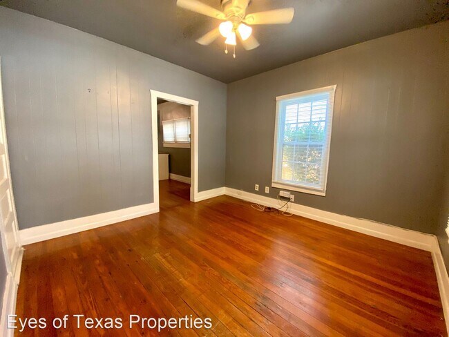 Foto del edificio - 2 br, 1 bath House - 405 E. 30th