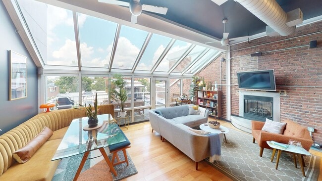 Building Photo - Stunning Penthouse Two Bedroom W/Private B...