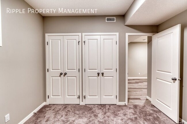 Building Photo - Modern 1 Beds, 1 Baths Basement/Lower | Av...