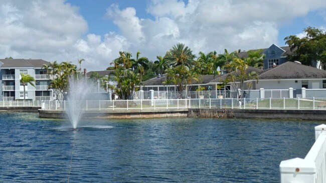 Foto del edificio - 8610 SW 212th St