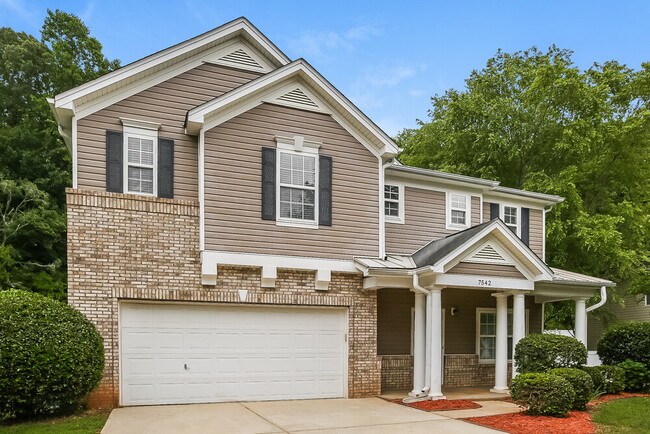 Building Photo - 7542 Brookwood Valley Ln