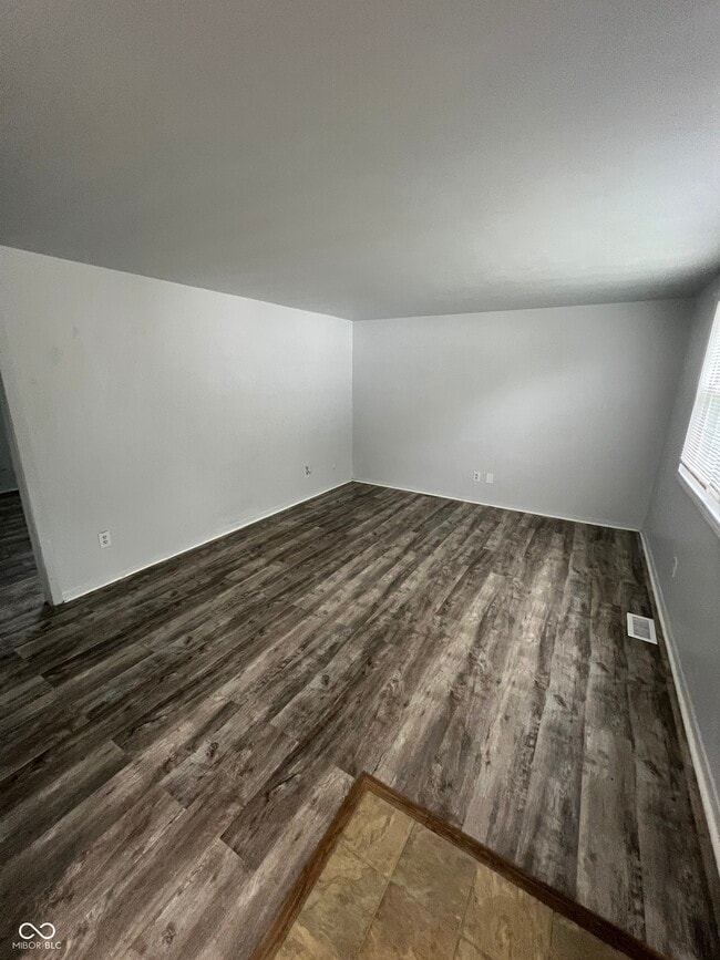 Foto del edificio - 306 Meadow Ave
