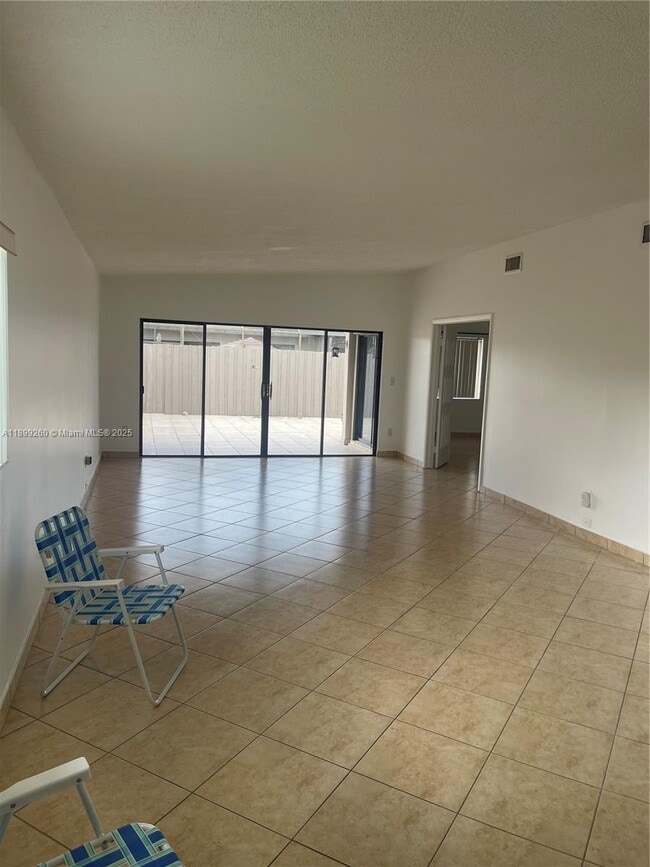 Building Photo - 7351 SW 105th Pl