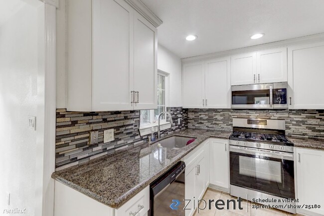 Building Photo - 4 br, 2 bath House - 1653 Robin Hood Ct, S...