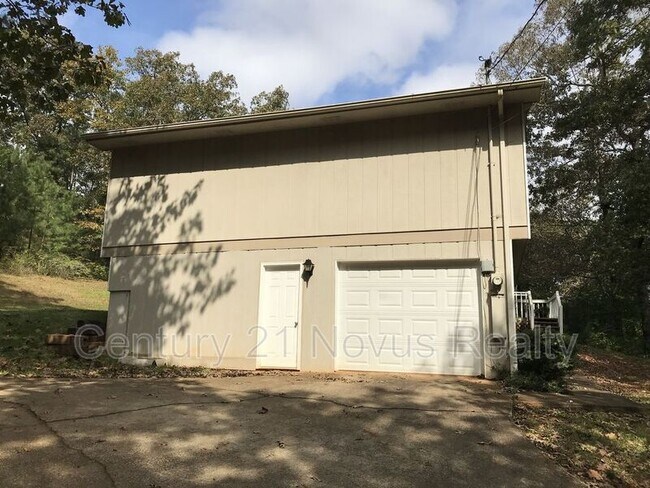 Building Photo - 78 Hanson Trail