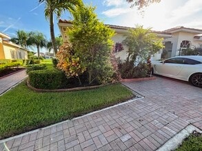 Building Photo - 9797 Galleon Dr