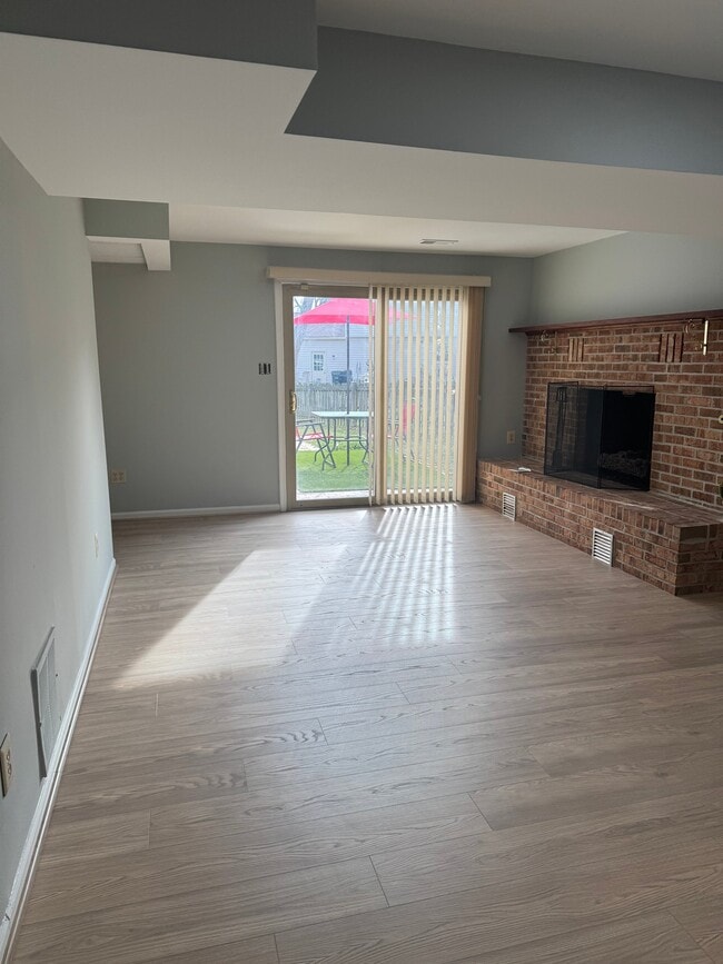 Building Photo - 8929 Bald Hill Pl