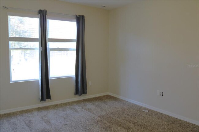 Building Photo - 3045 Sangria St
