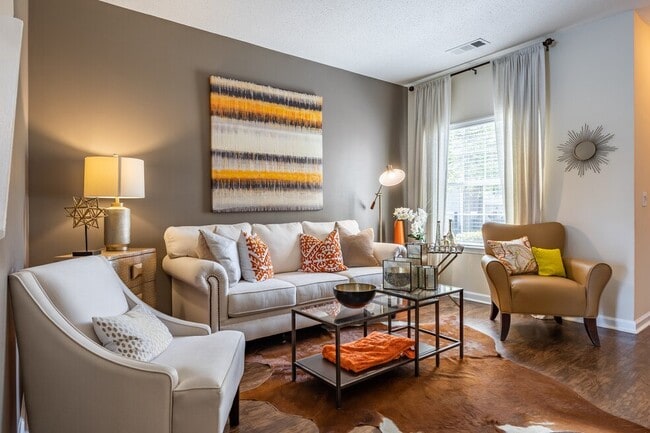 Building Photo - Battle Creek Village Townhomes