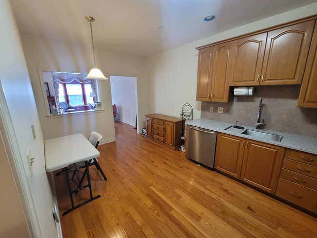Building Photo - 701 Whitetail Cir