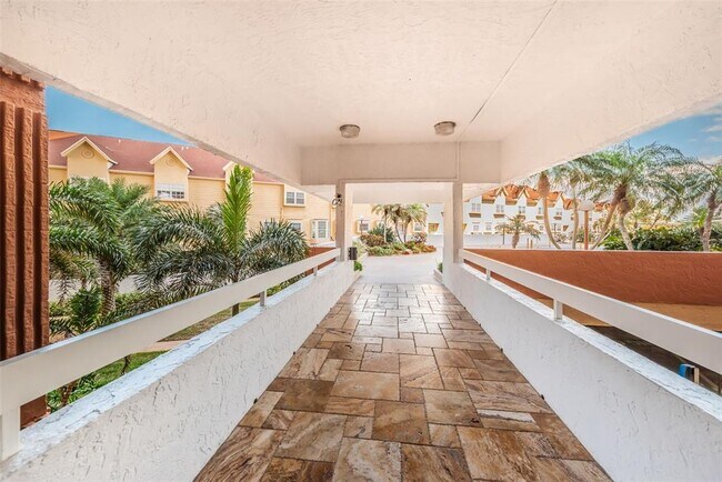 Foto del edificio - 17940 Gulf Blvd