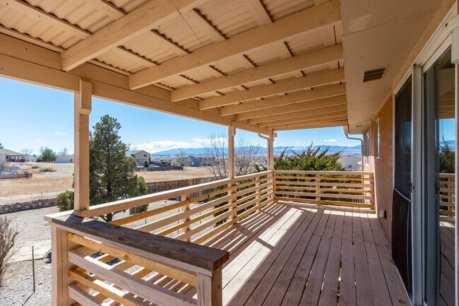 Foto del edificio - Spacious Ranch in Pueblo West!