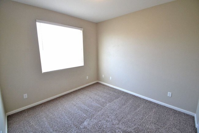Building Photo - 4254 Natomas Central Dr