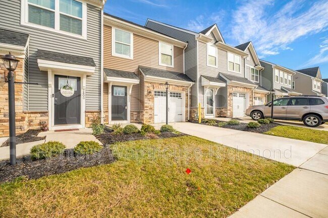 Foto del edificio - 2802 Mary Alice Ln