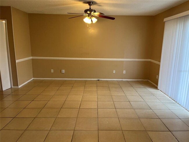 Foto del edificio - 11747 Whitewing Ct