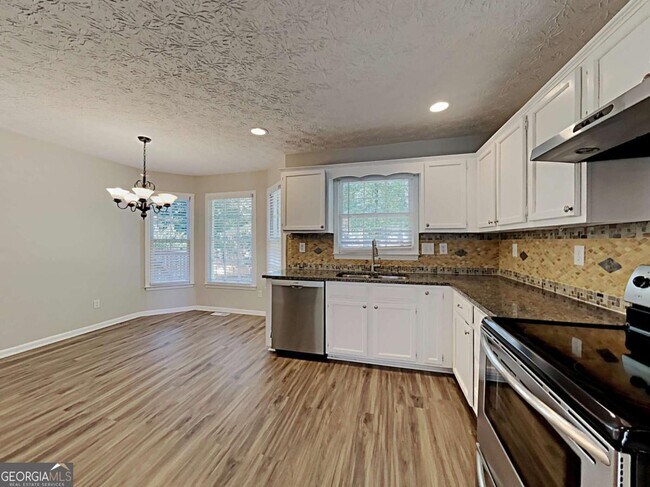 Foto del edificio - 1417 Emerald Pine Ct