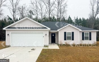 Building Photo - 136 Western Red Cedar Dr