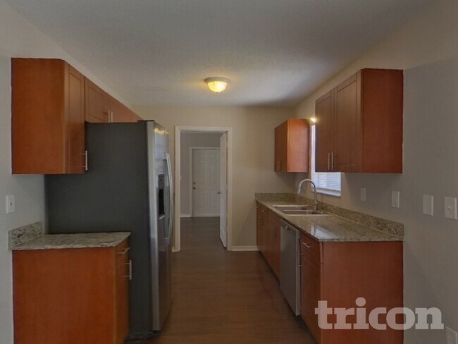 Foto del edificio - 3310 51st St N