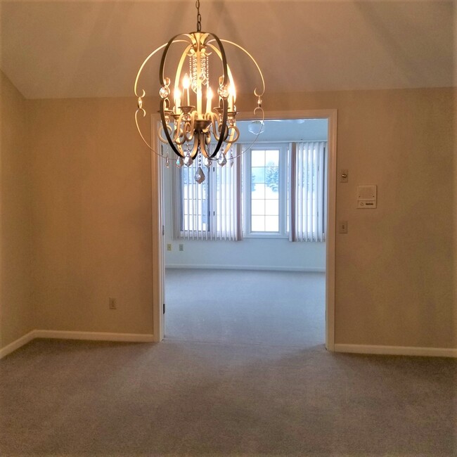 dining room - 3563 Stonebrooke Ln