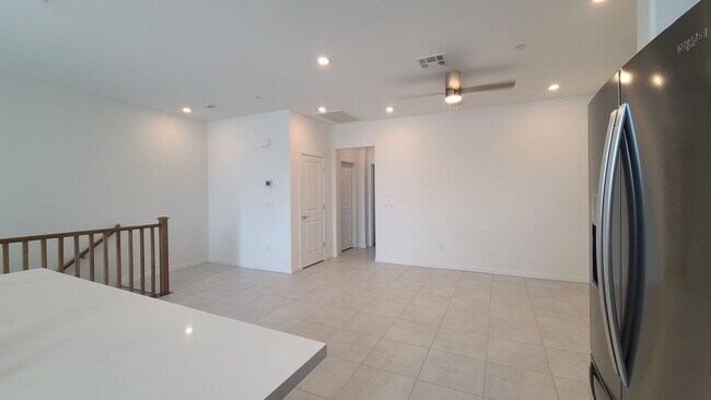 Foto del edificio - Brand New 2 Story Townhome