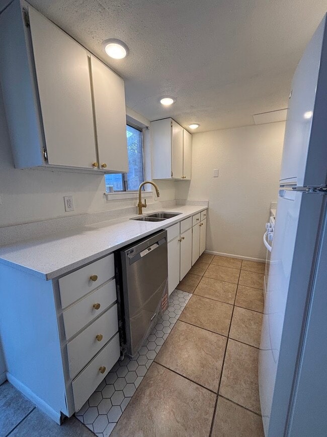 Photo - Windsor Apartment