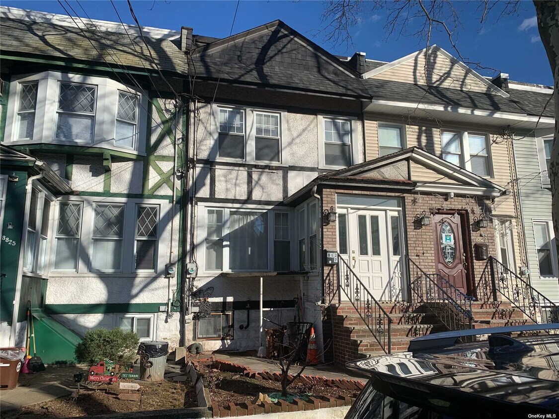 Primary Photo - 88-27-88-88 88th St
