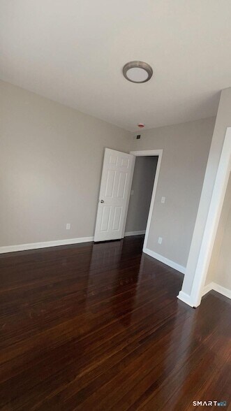 Building Photo - 1071 Pembroke St