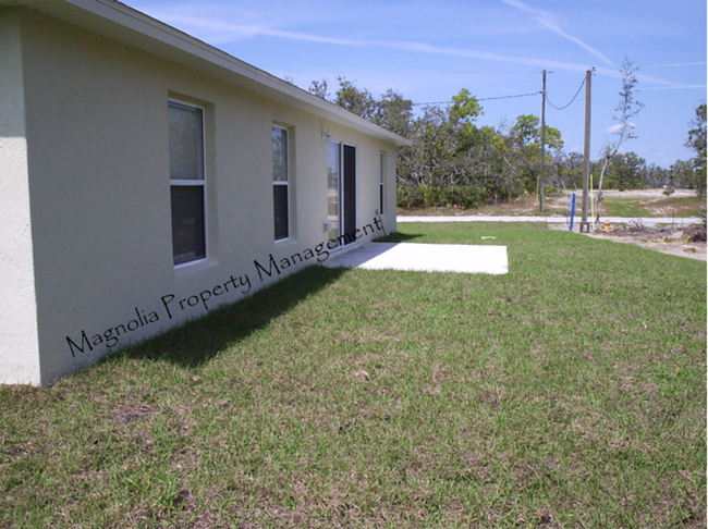 Foto del edificio - 3 Bedroom w/ Washer and Dryer