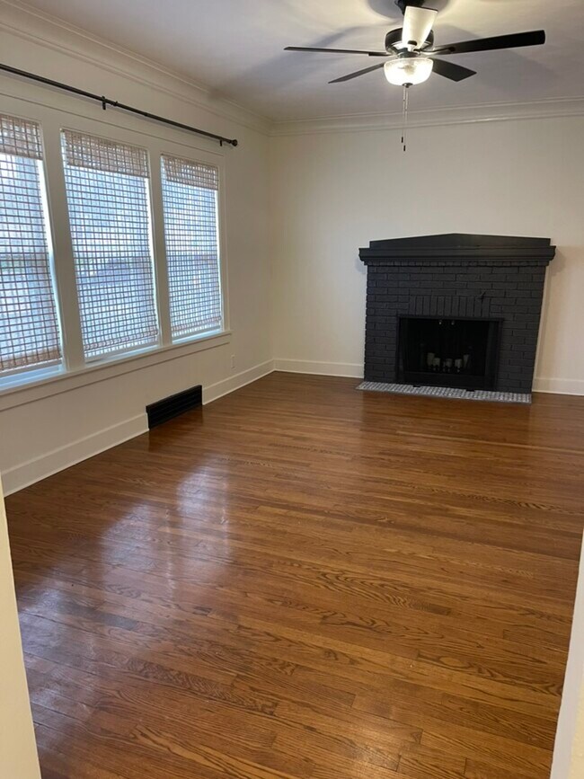 Foto del edificio - 101 N Glenview Ct