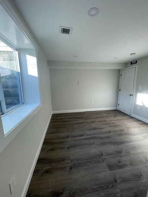 Building Photo - 8 Derby Rd