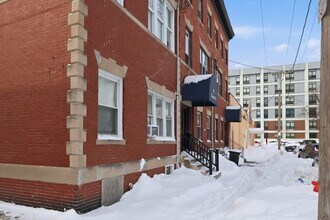 Building Photo - 92 Bragdon St