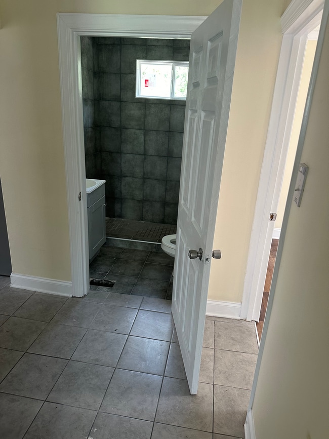 Foto del edificio - 2582 Hemphill St