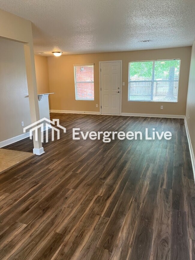 Foto del edificio - 65 Assana Ct