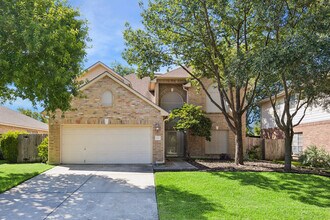 Building Photo - 121 Ozuna Dr