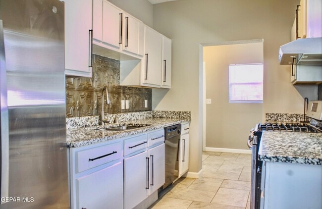 Foto del edificio - 3508 Douglas Ave