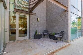 Building Photo - 4747 N Scottsdale Rd