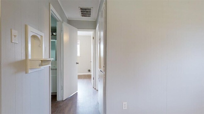 Foto del edificio - 16567 Farm to Market Rd 2154